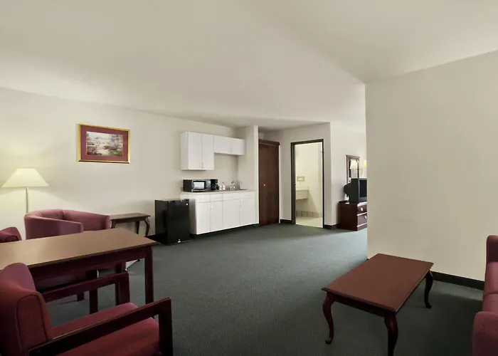 Days & By Wyndham Hotel