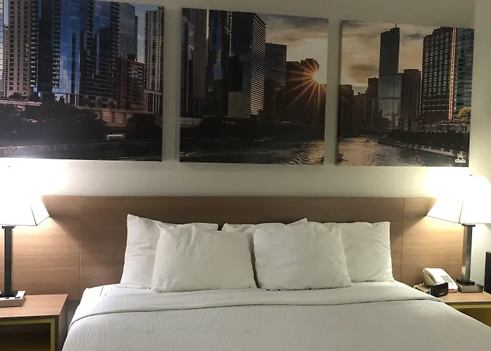 Days & By Wyndham Hotel